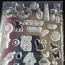 Load image into Gallery viewer, Crafter's Companion Clear Stamp Set Cat & Dog (CI19-STAMP)