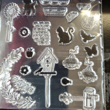 Load image into Gallery viewer, Crafter's Companion Clear Stamp Set Cat & Dog (CI19-STAMP)