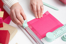 Load image into Gallery viewer, Sizzix Making Tool Scoring Board & Trimmer (665797)