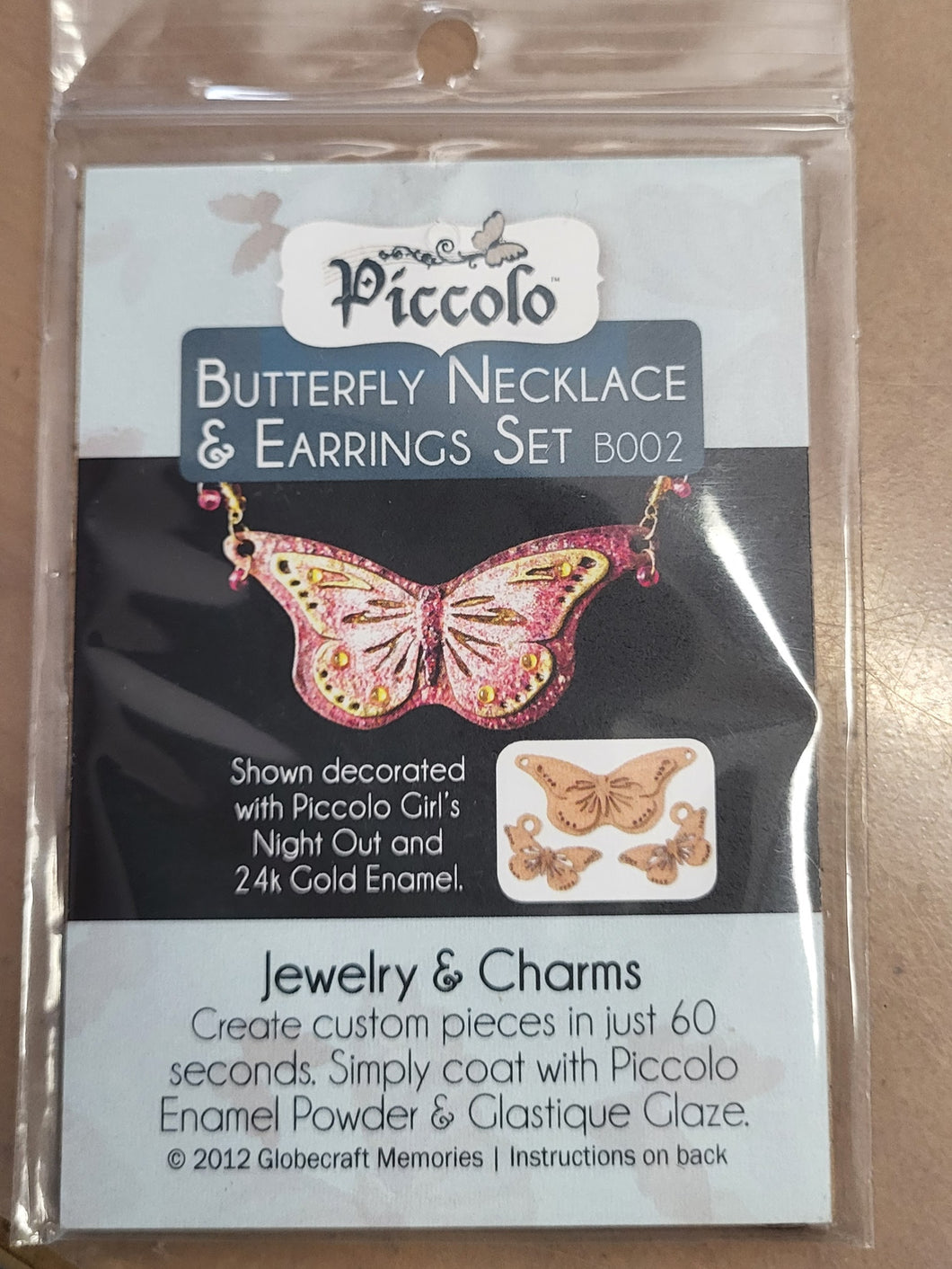 Globecraft Memories Butterfly Necklace & Earrings Set (B002)