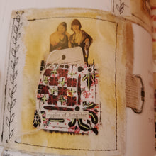 Load image into Gallery viewer, Art Journaling Magazine July/August/September 2021 (AJ0921)